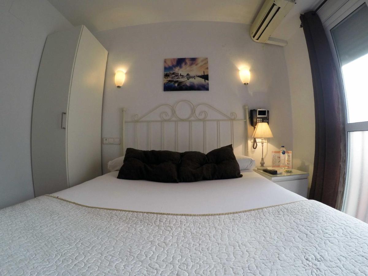 Maison d'hôtes Noches De Triana 2*