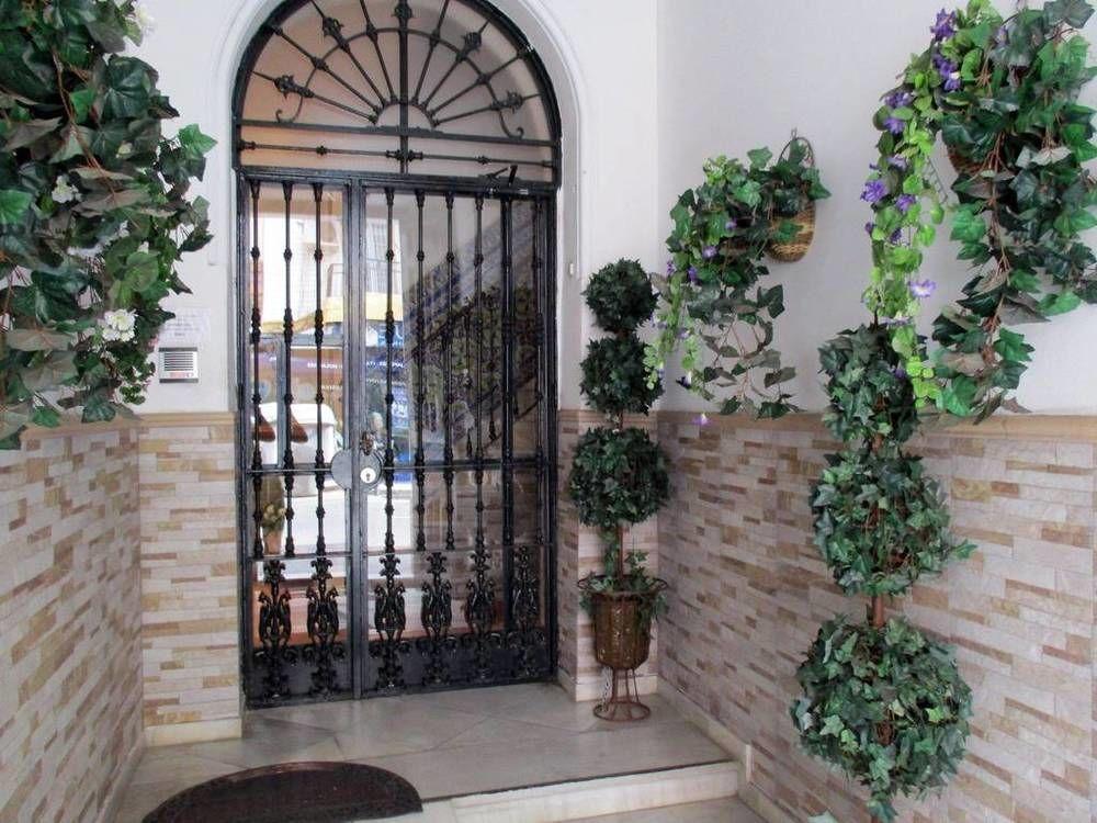 Gasthof Noches De Triana Sevilla